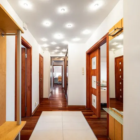Apartment Royal Wilanow 3-bedroom Warsaw
