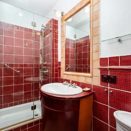 Royal Wilanow 3-bedroom Warsaw